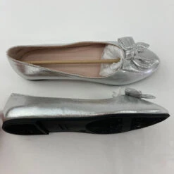 Nina Zulema Silver Shimmer Flats 6M