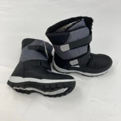 Wootie Neutral Snow Boots Size 2