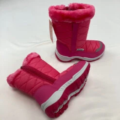 Wootie Bright Pink Snow Boots Size 9